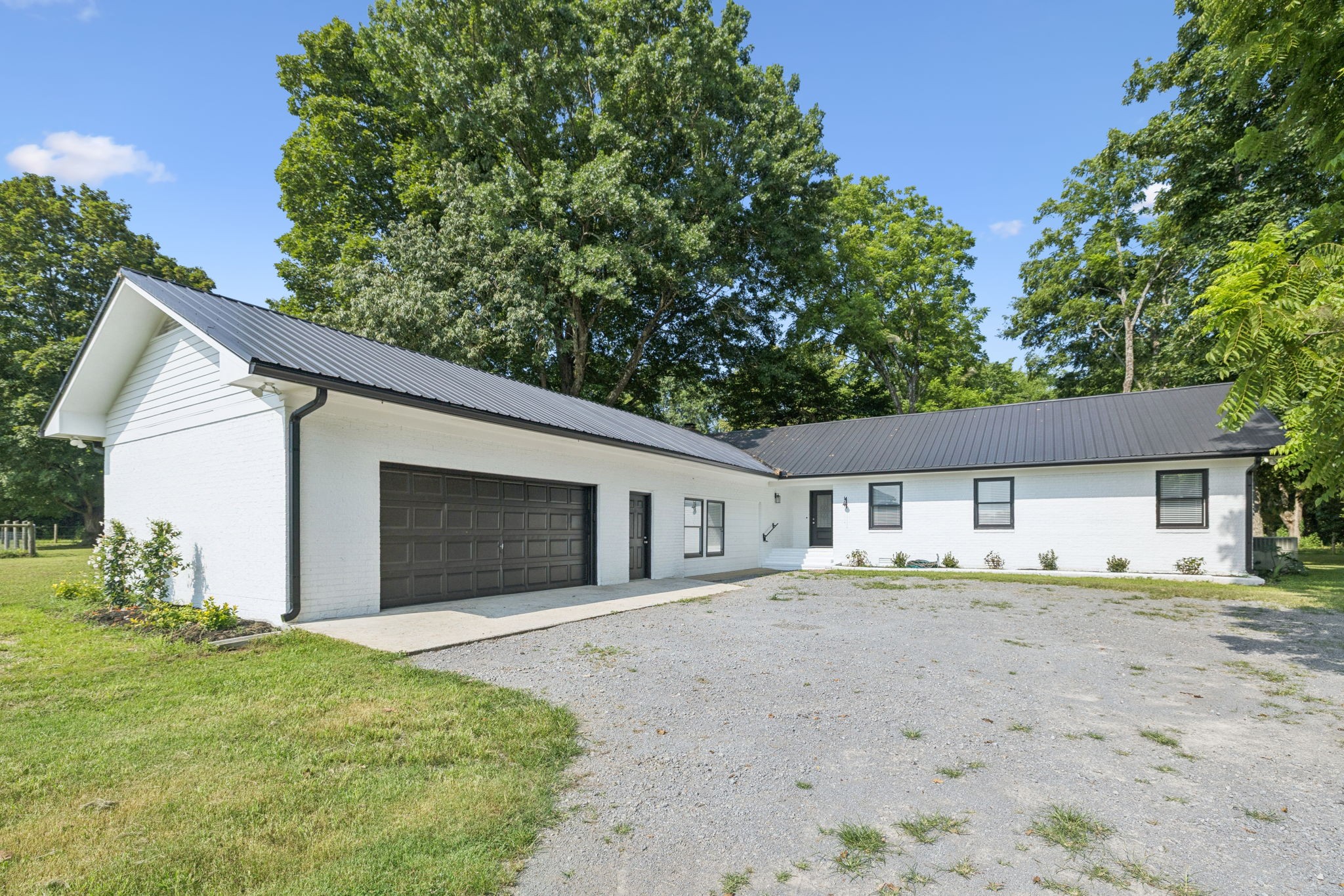 2697 Midland Rd