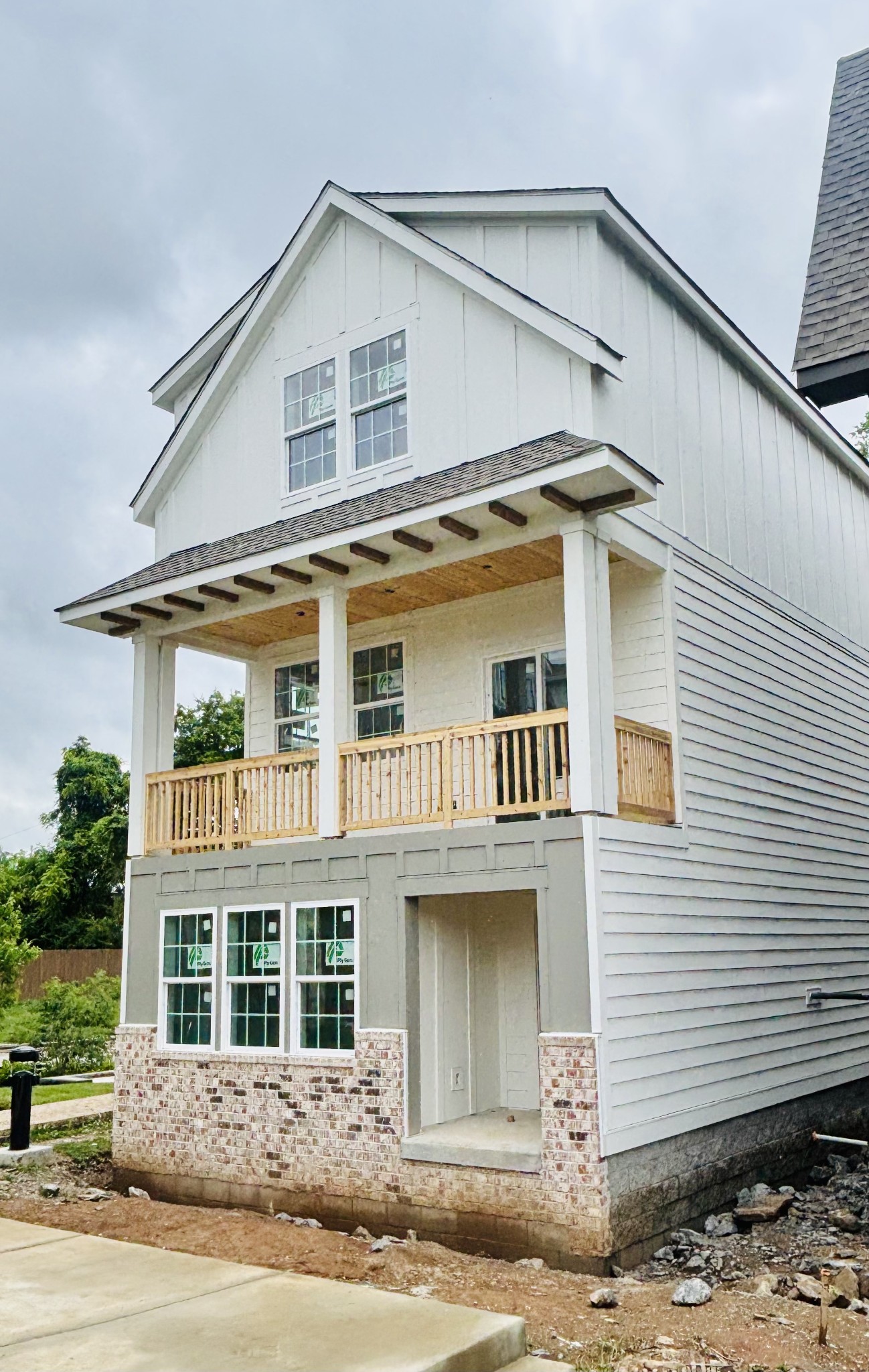 4-bed listing at 504 Edwin St 42, Nashville