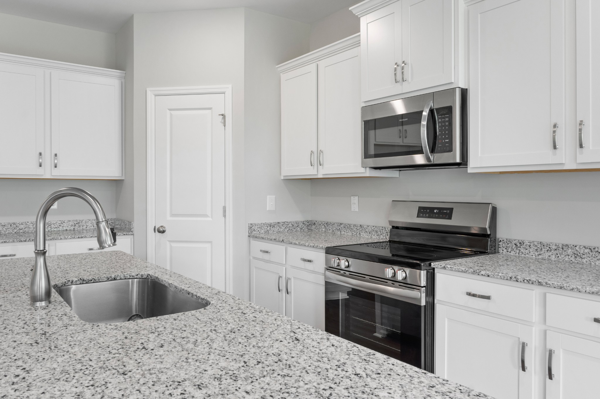 148 Aurora Cir