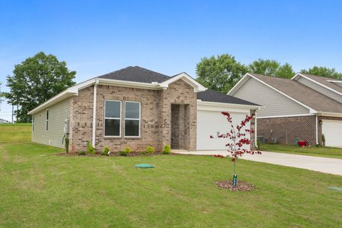 148 Aurora Cir Fayetteville TN 37334
