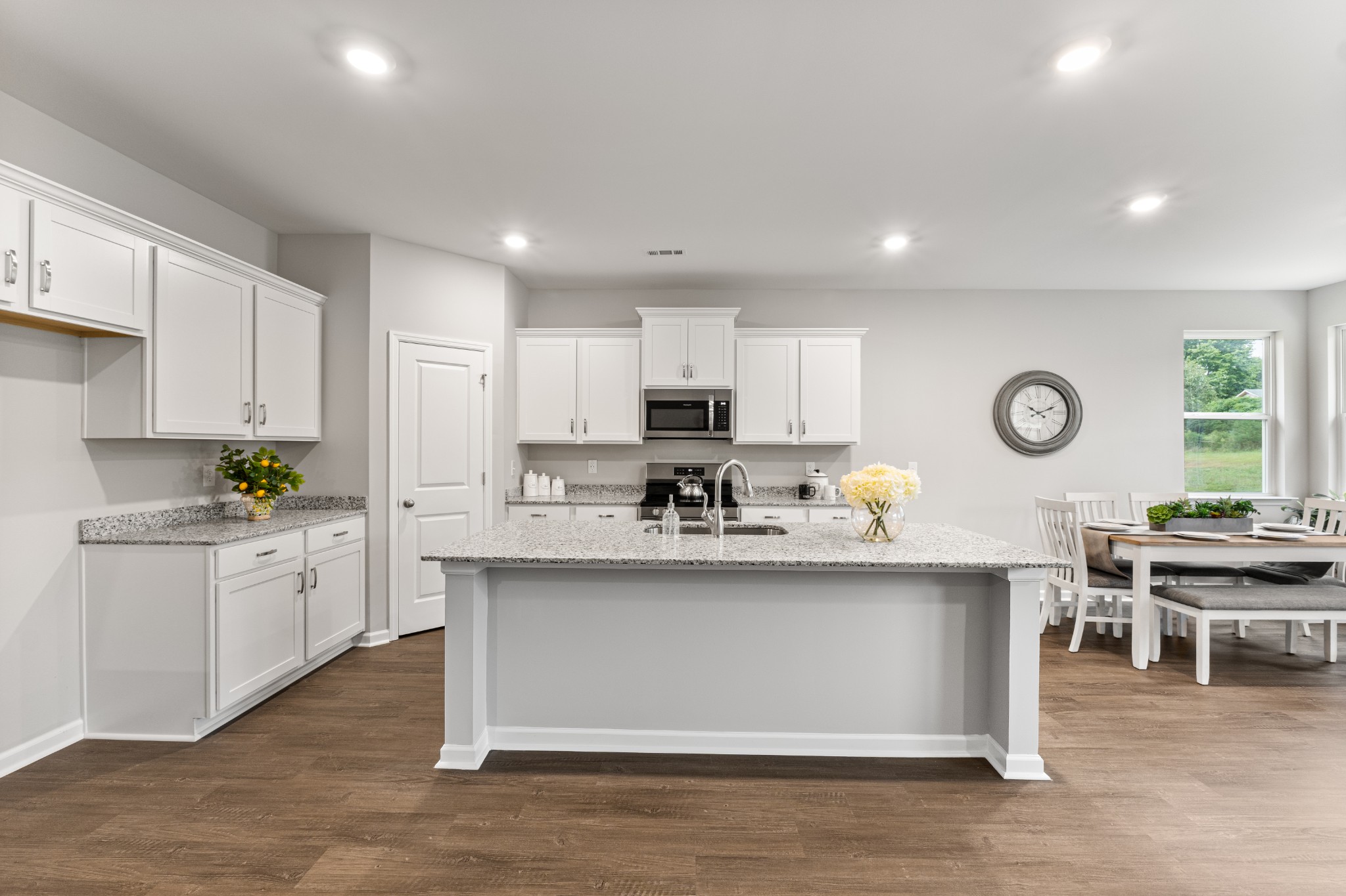 148 Aurora Cir