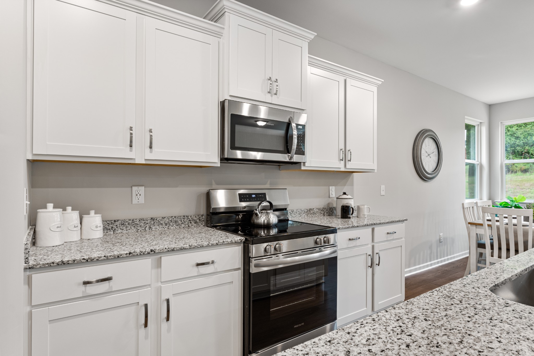 148 Aurora Cir