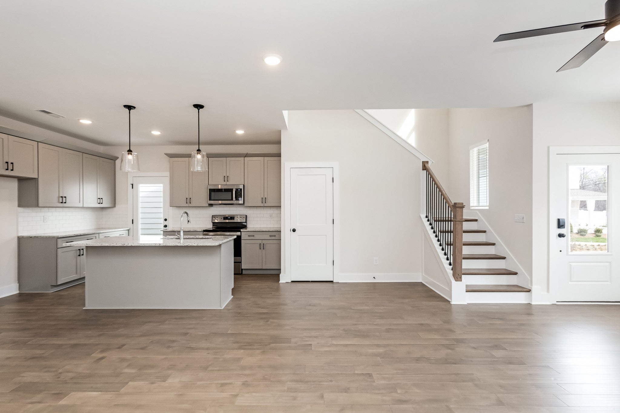323 Jasmine Park