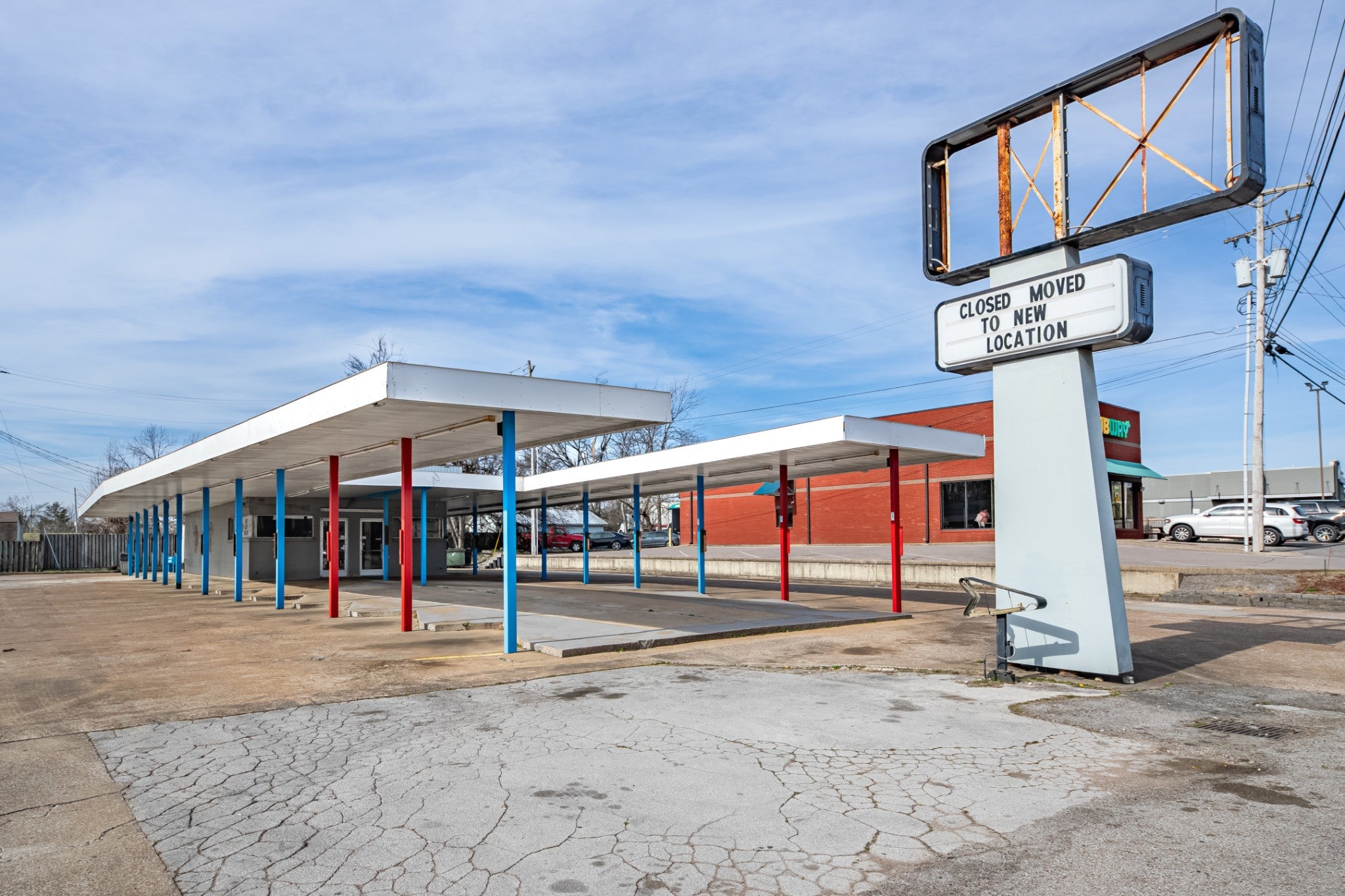 435 E Main St