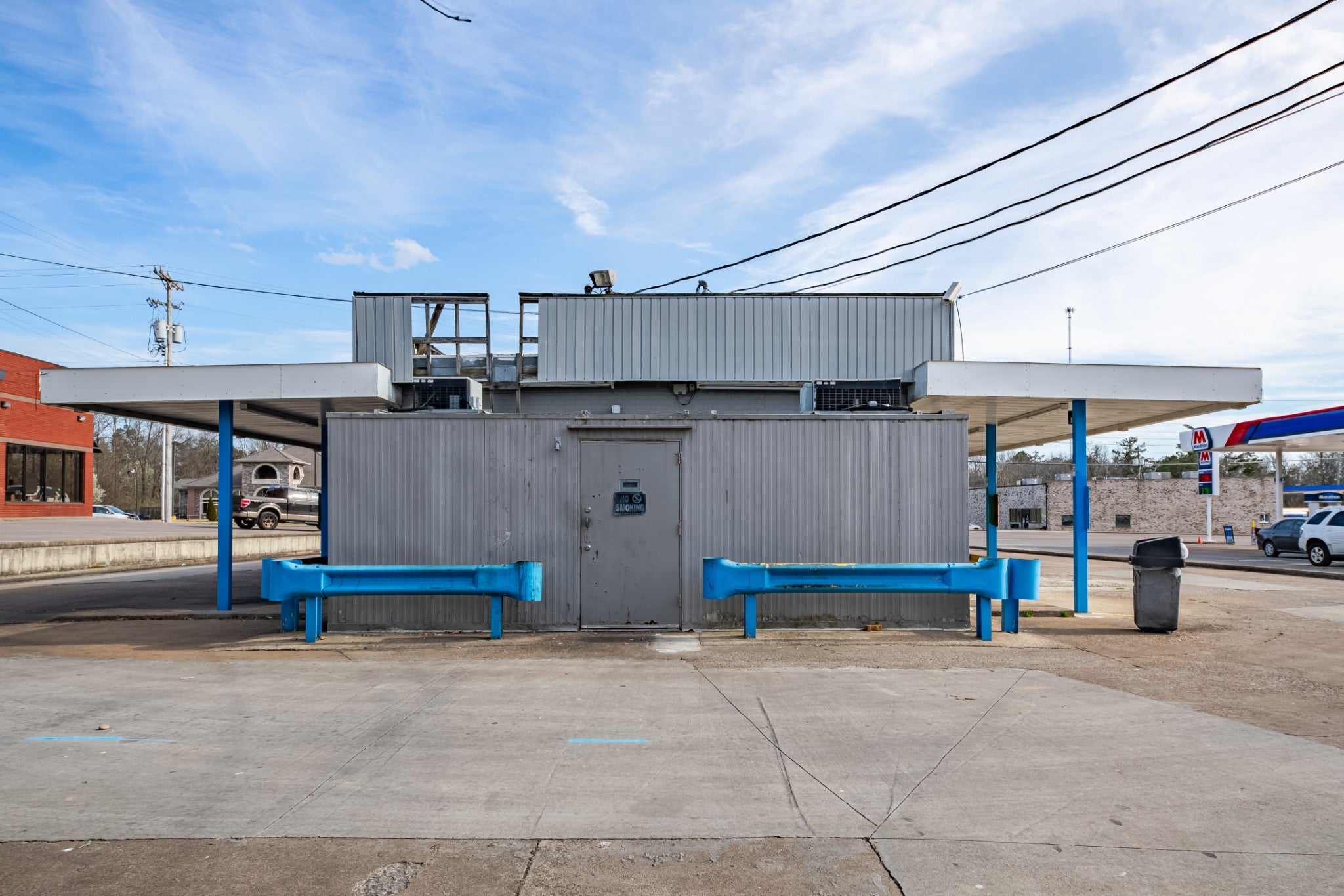 435 E Main St