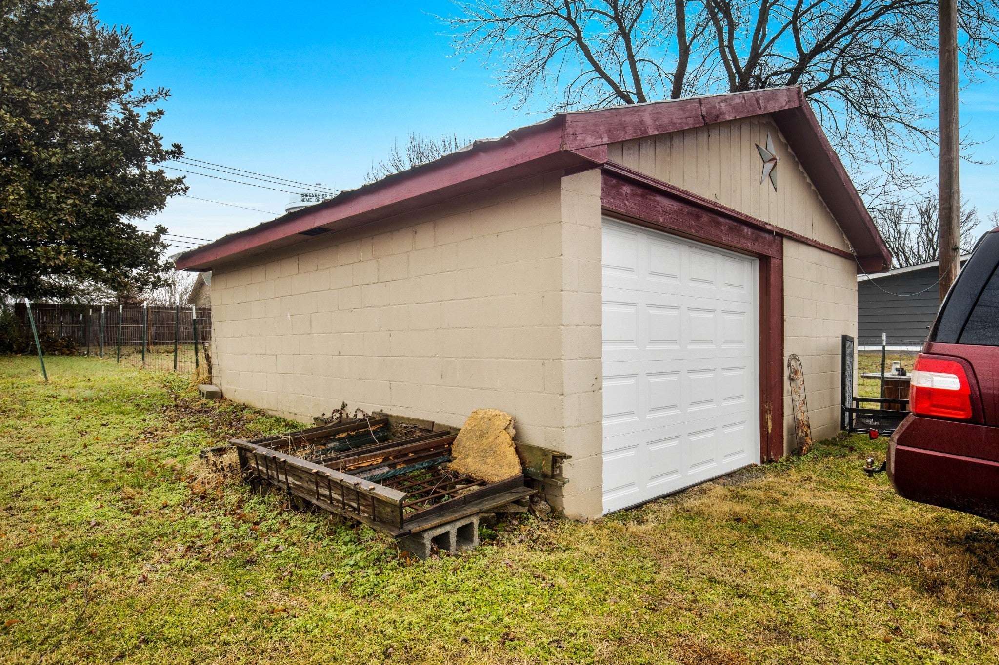 2461 Old Greenbrier Pike
