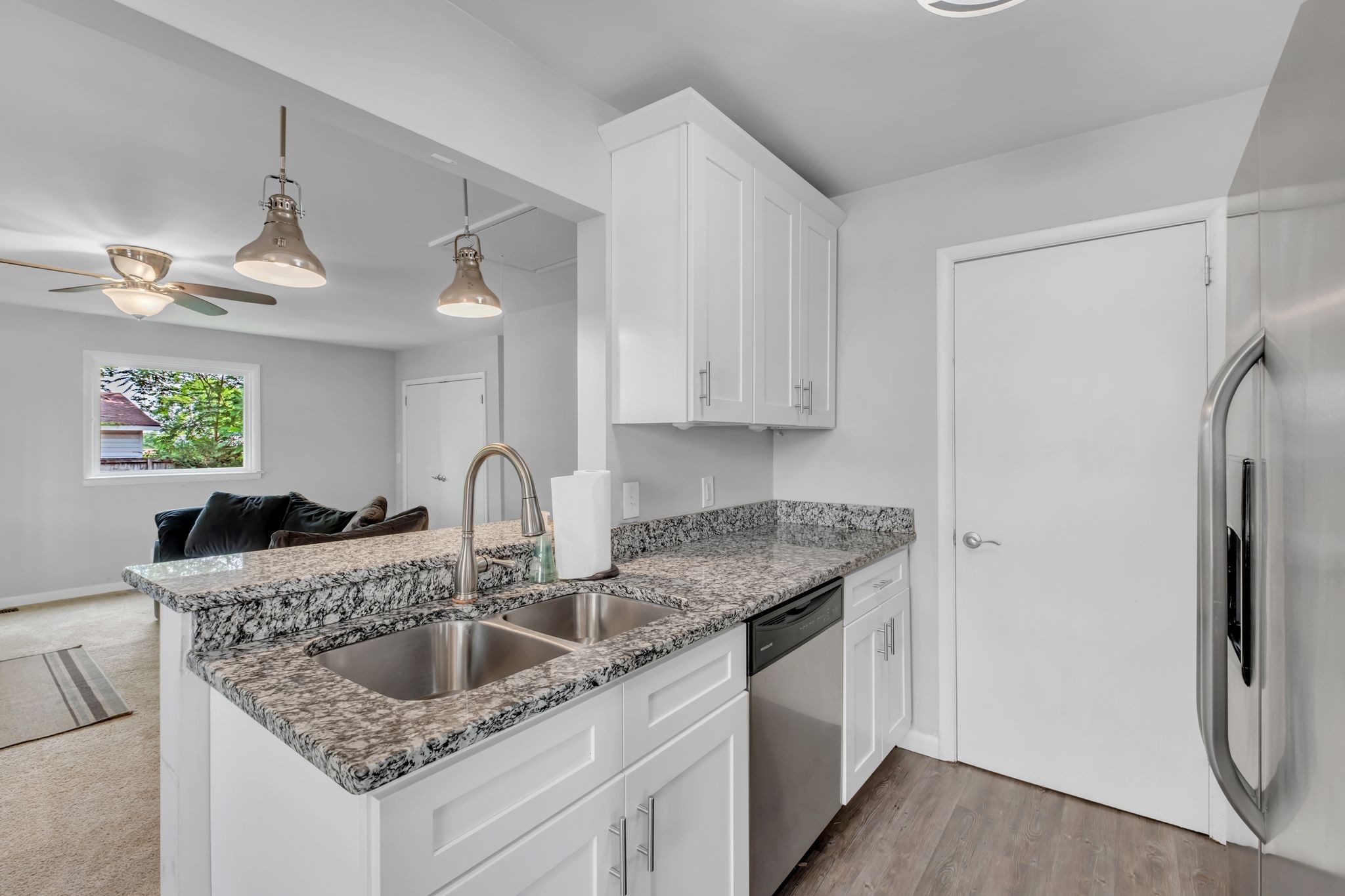 6216 Laredo Ave