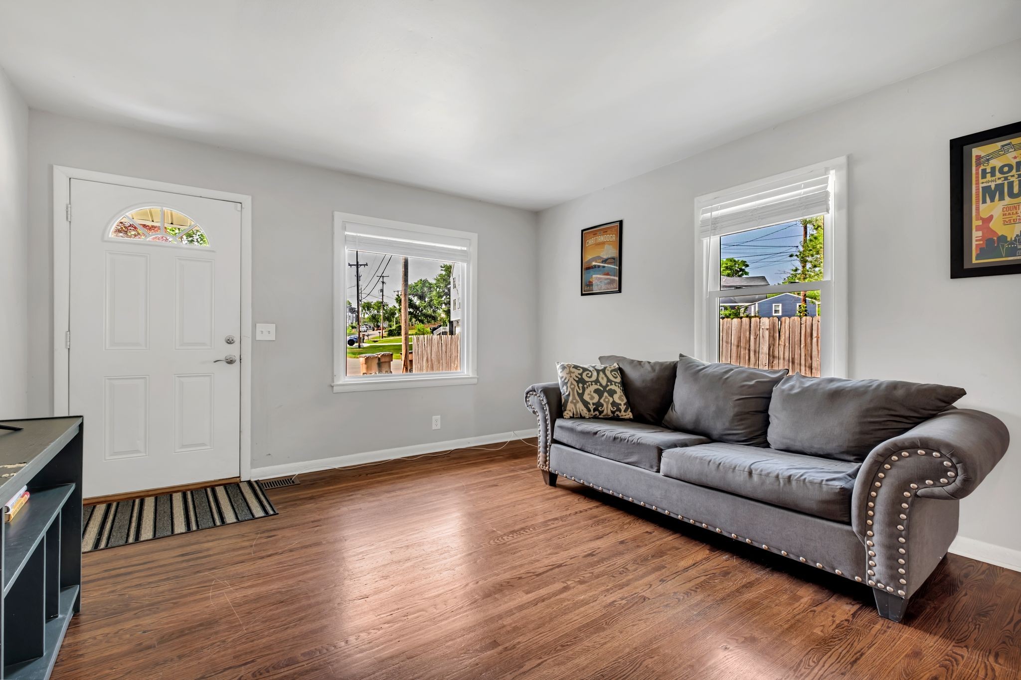 6216 Laredo Ave