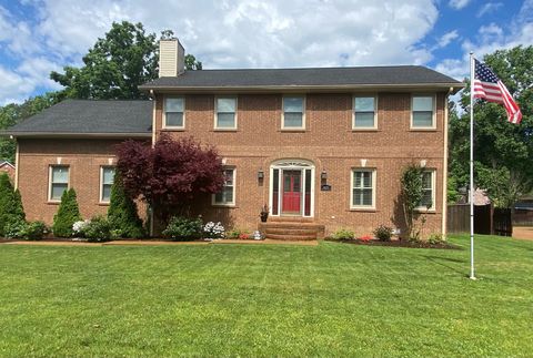 415 Ashley Ln Kingston Springs TN 37082