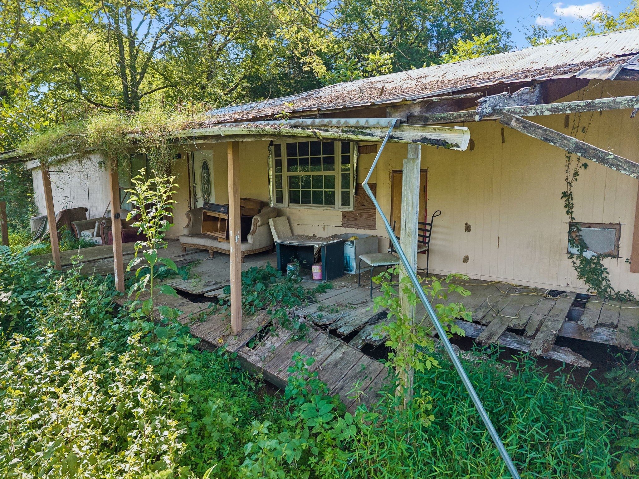 1550 Access Rd
