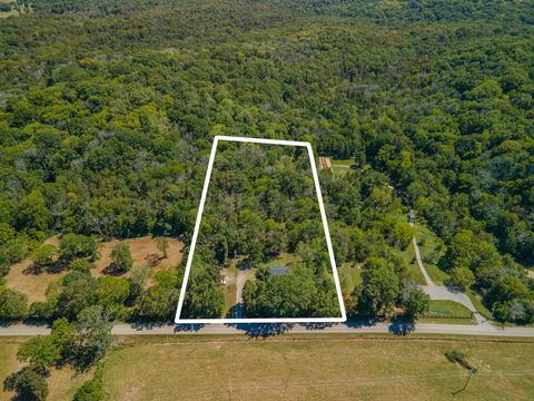 5085 Flat Creek Rd Spring Hill TN 37174