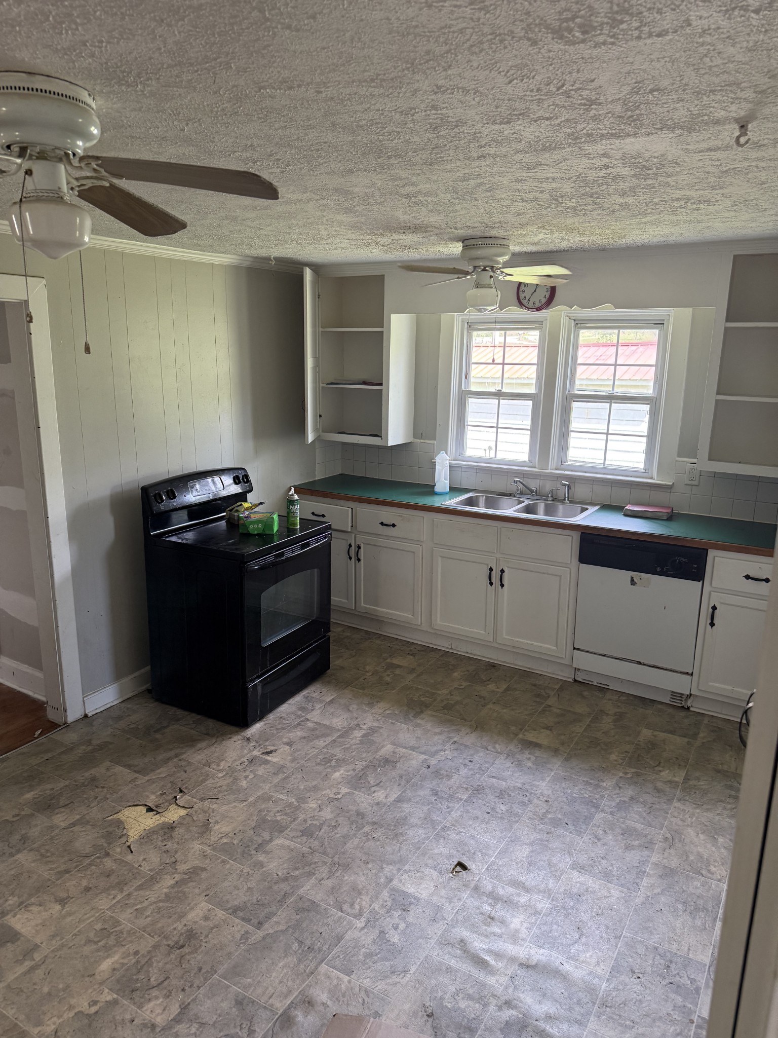 3975 Highway 70 W