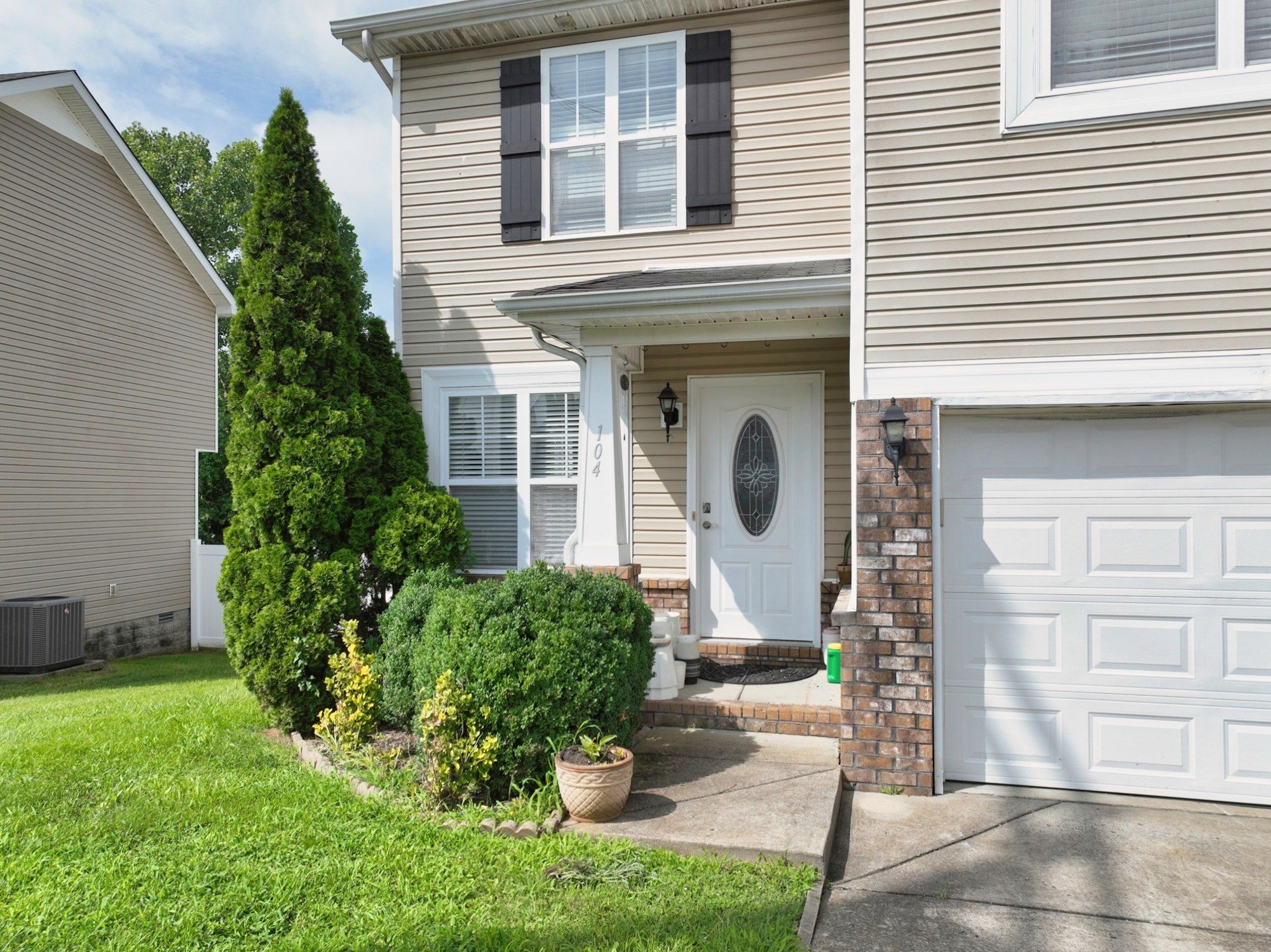 104 Parker Dr