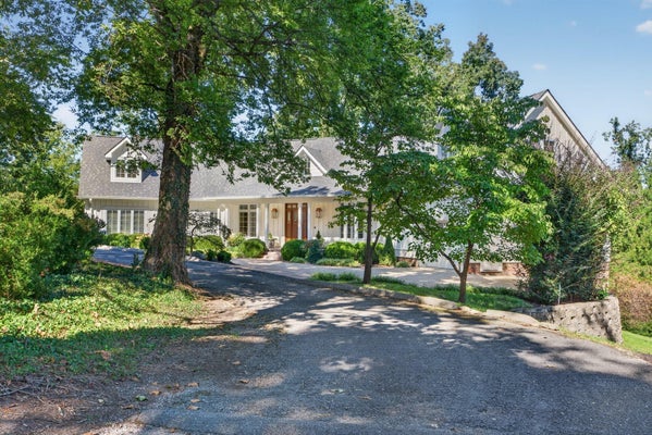 1117 WINDING OAKS WAY, CHATTANOOGA, TN 37405 - Image 49b5e201de2f22ff224ce42f967e481e/104512187