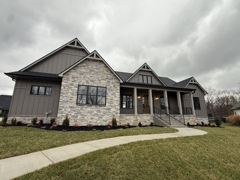 879 Shady Bluff Trl Clarksville TN 37043