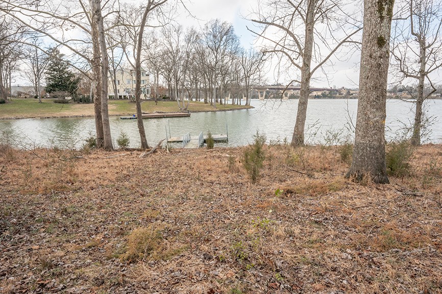 255 Cherokee Dock Rd
