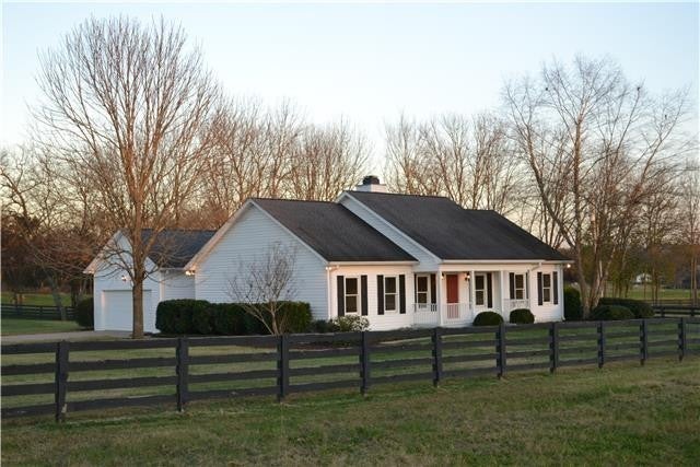 2016 Wilson Pike