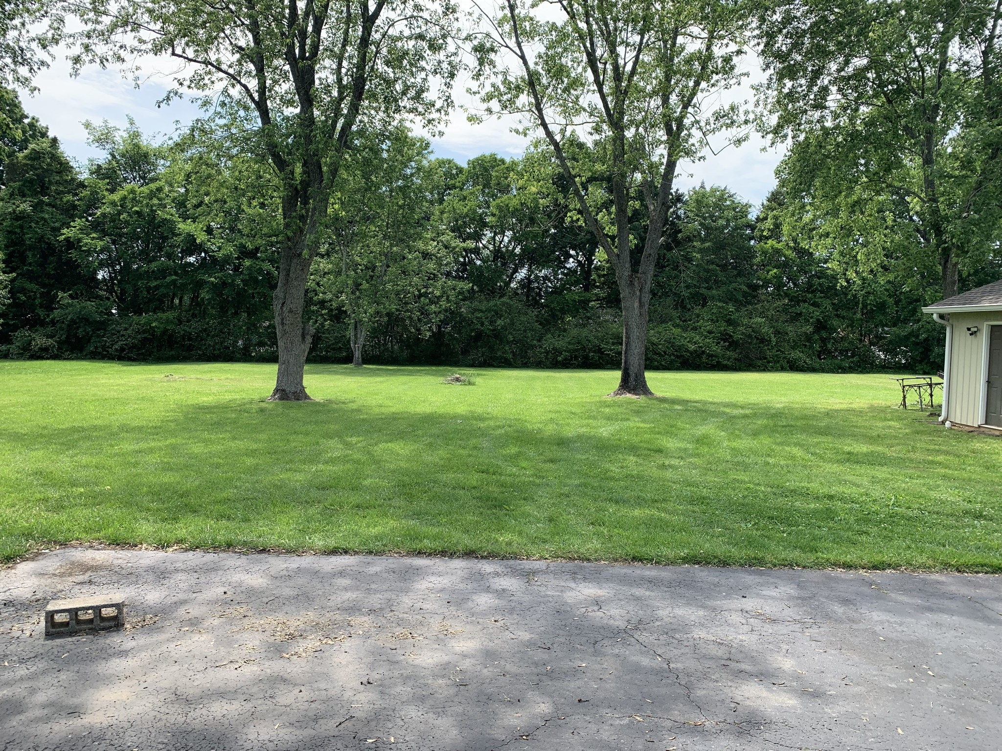 107 Ledgeview Dr