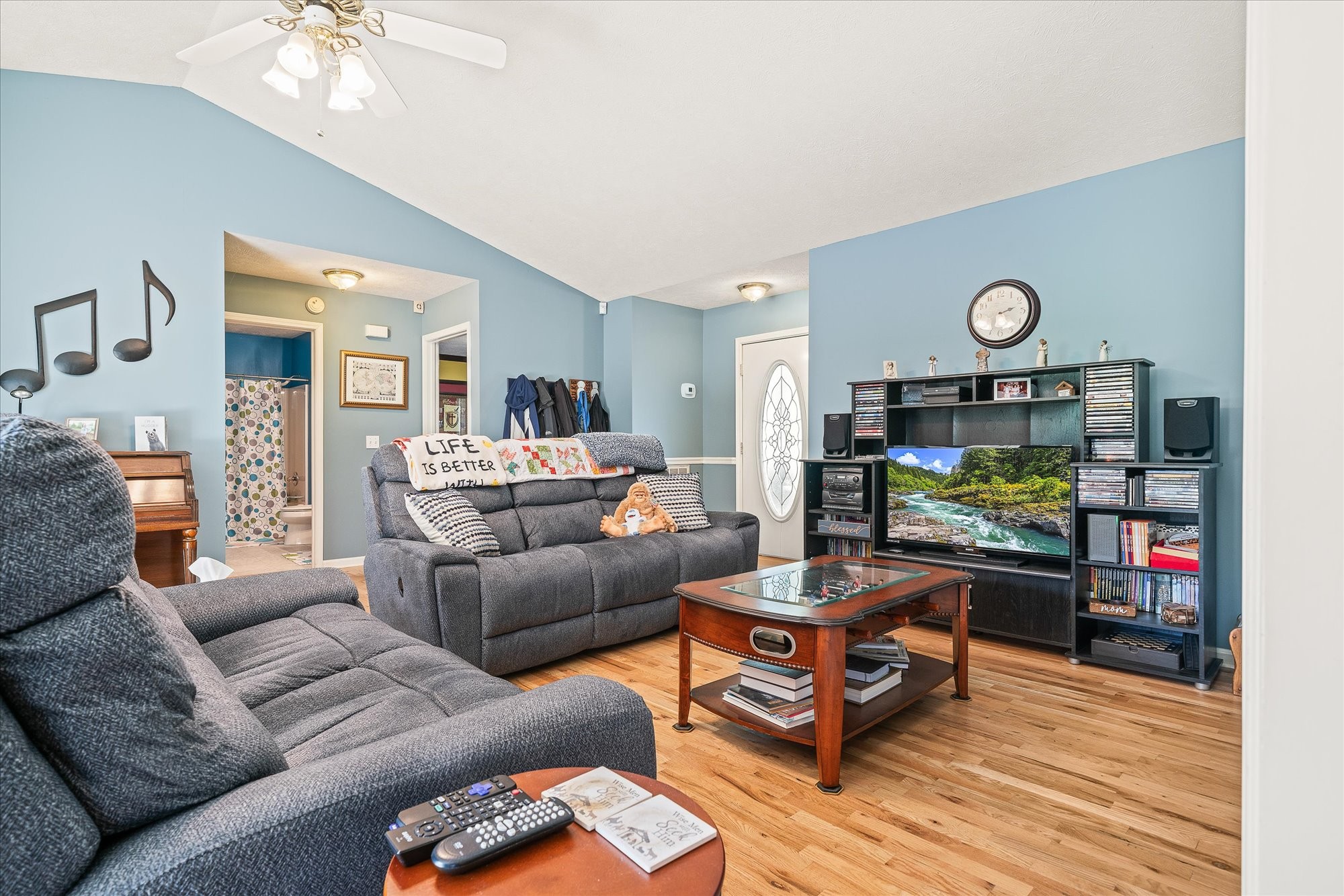 4010 Huntington Dr