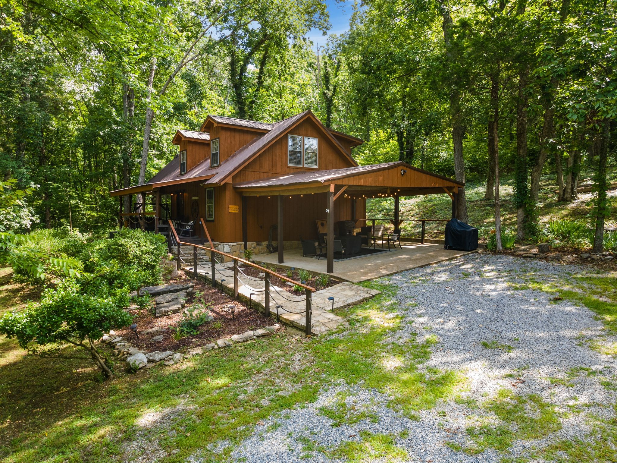 1115 Bear Creek Pike