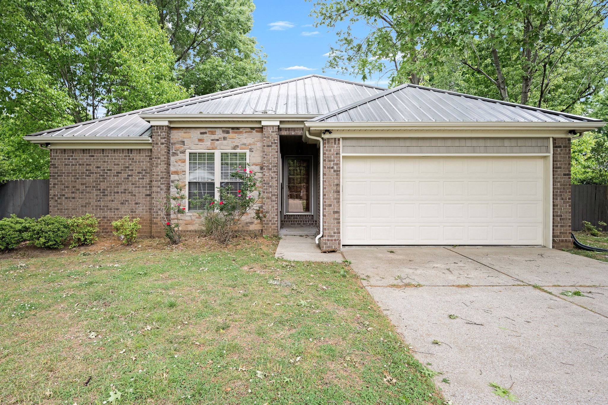 2250 Tedder Blvd