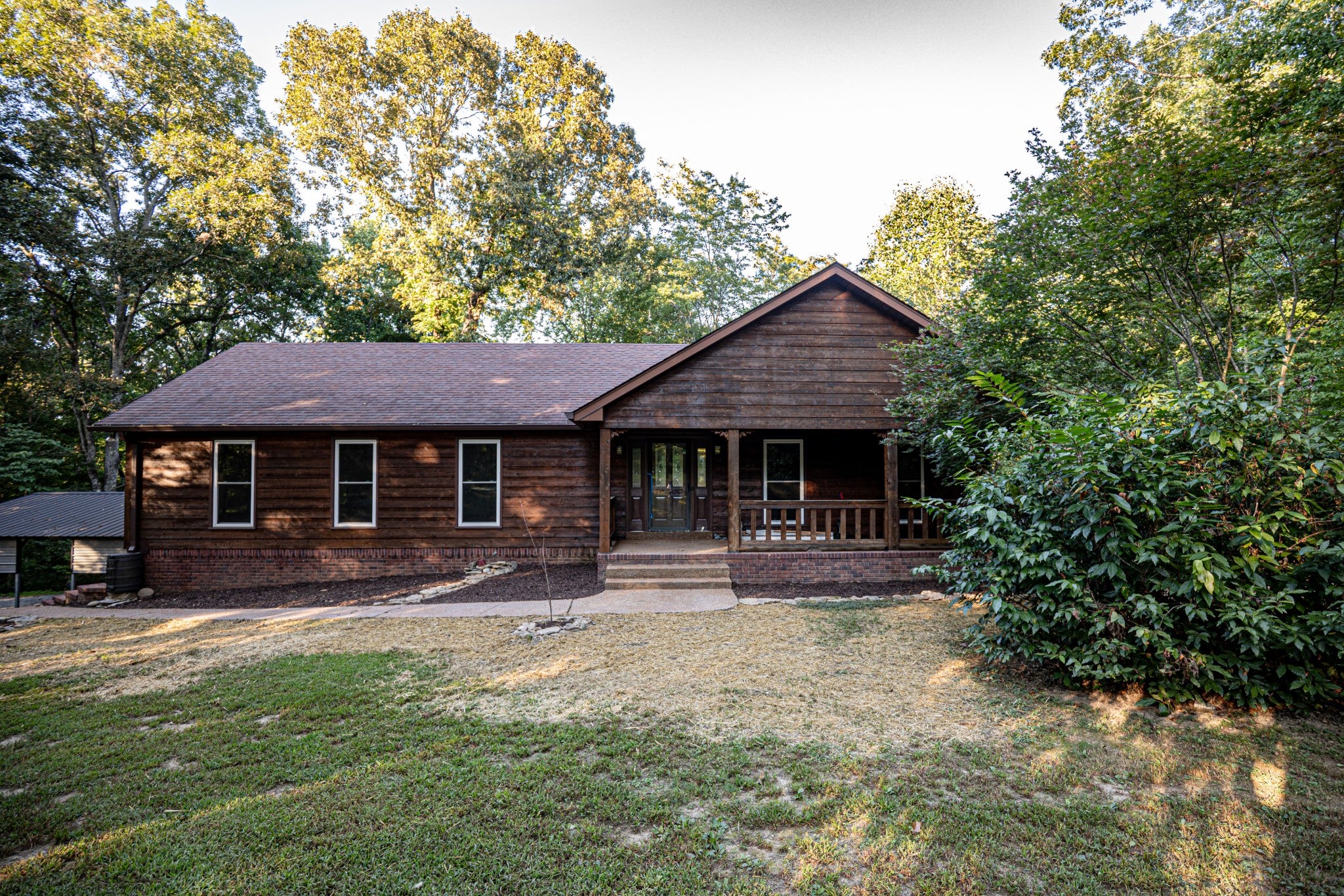 340 Dogwood Ct N
