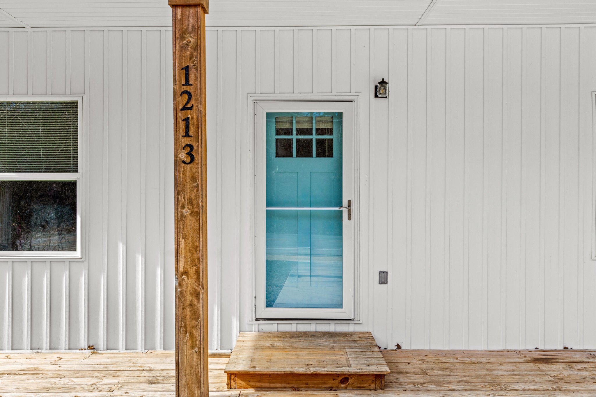 1213 N Chamberlain Avenue