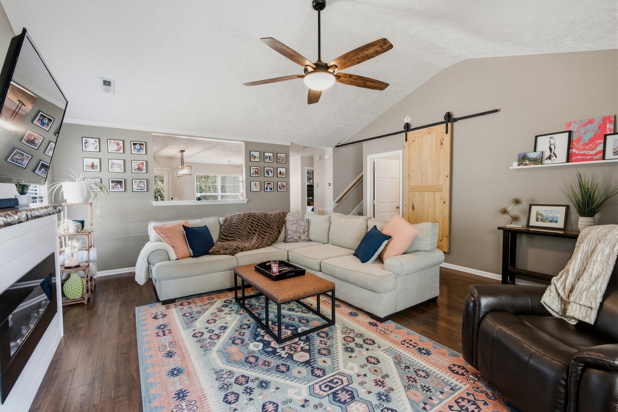 1012 Bradford Park Rd