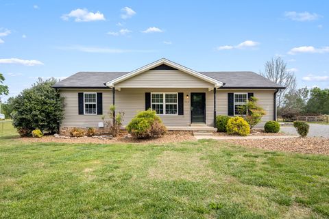 1068 Frank Martin Rd Shelbyville TN 37160