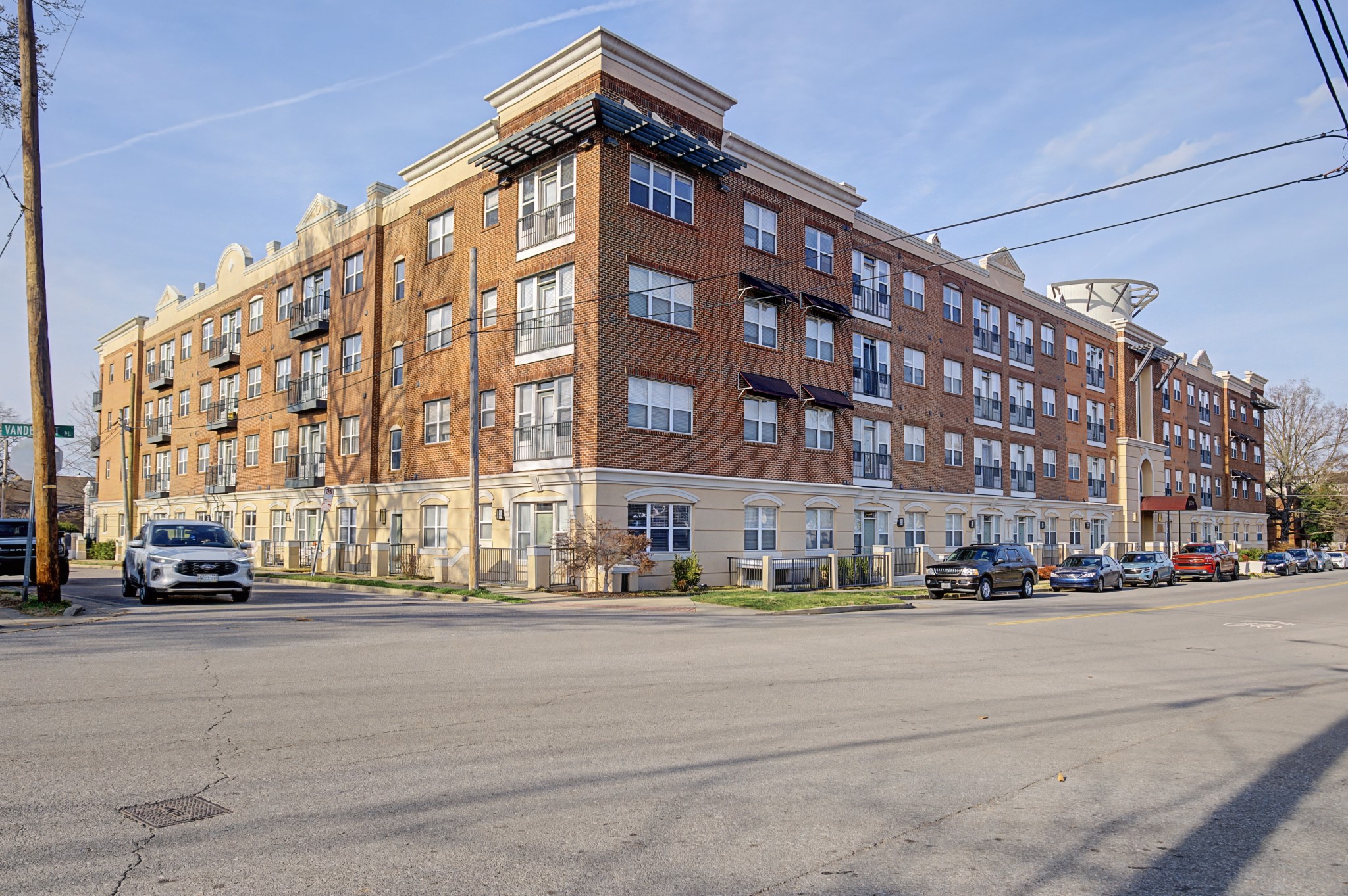 3000 Vanderbilt Pl 331