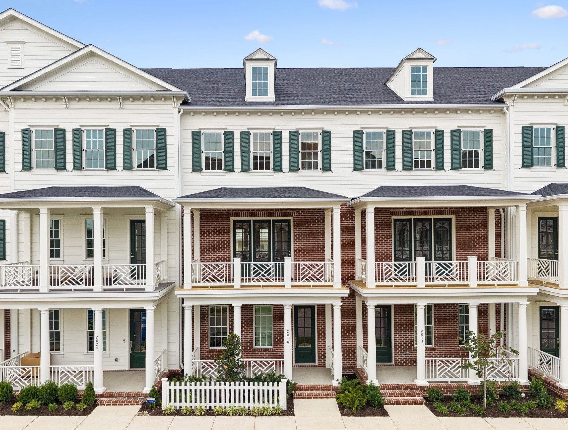 3.0-bed rental at 2018 Rose St