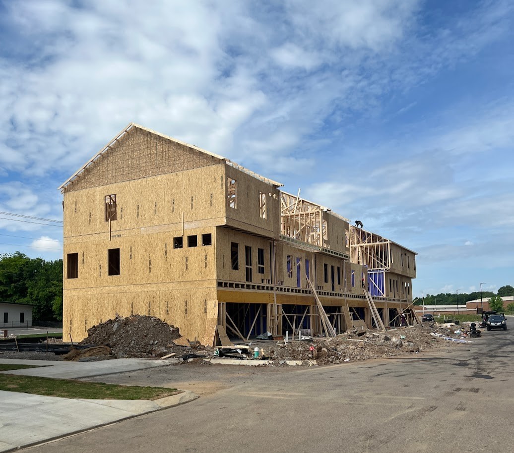 139 Rosebush Lane N