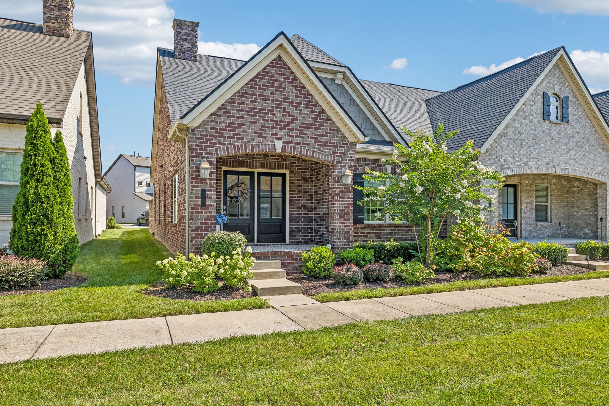 2028 Moultrie Cir, Franklin TN 37064 2-bed condo, photo 2 of 30