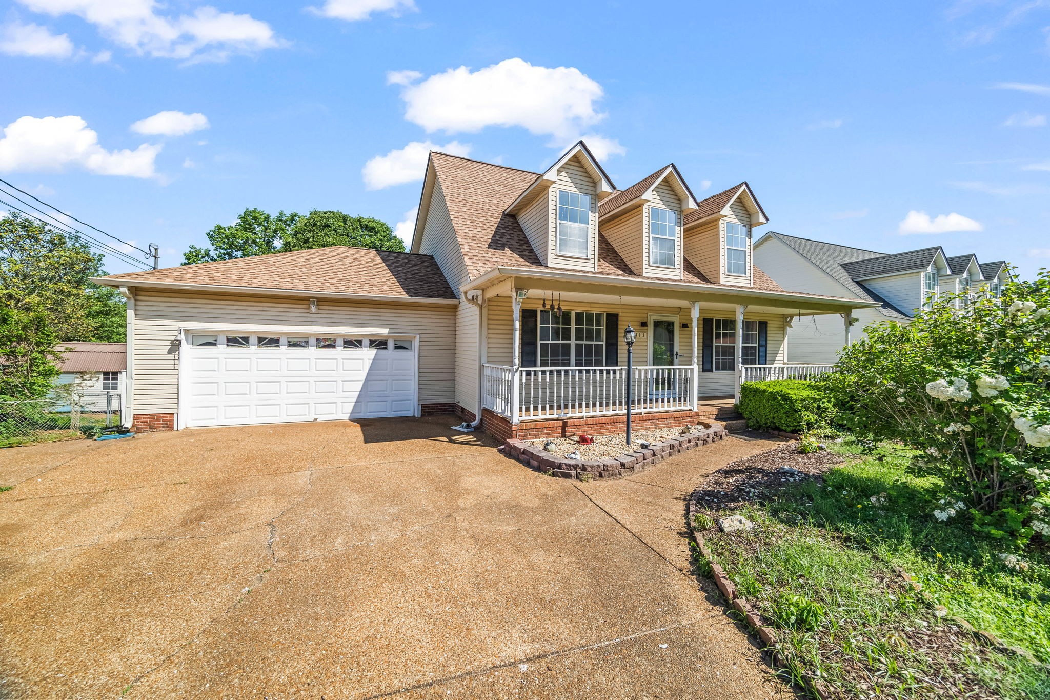 413 Bradford Cir