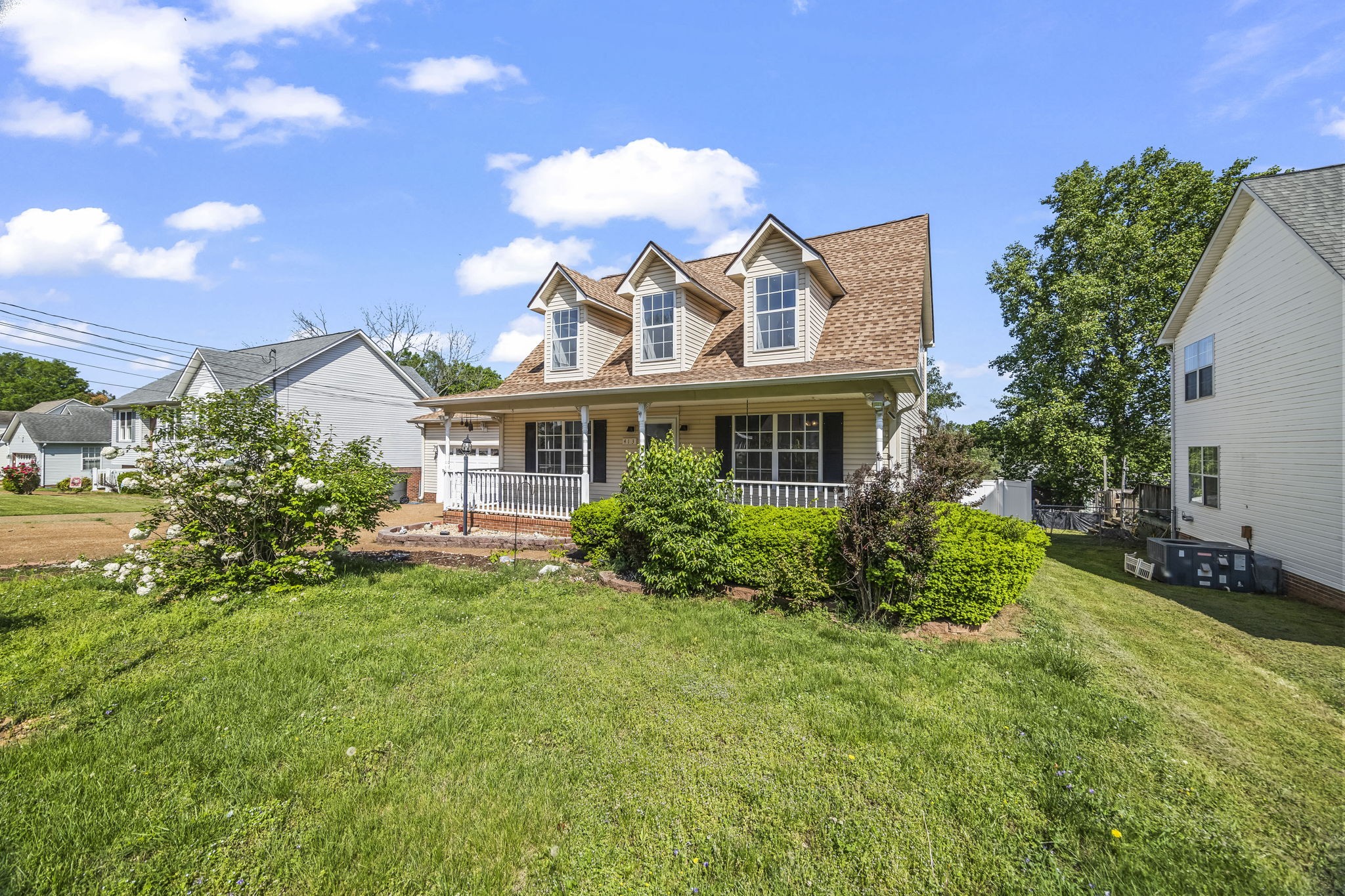 413 Bradford Cir