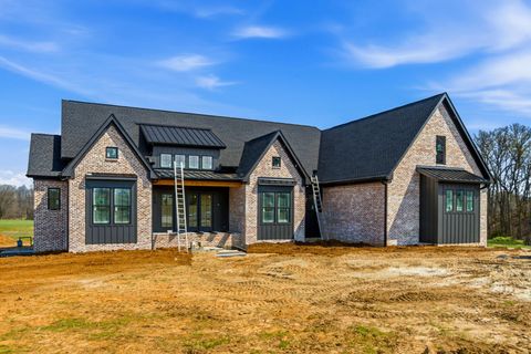 293 Aplin Branch Rd Cottontown TN 37048