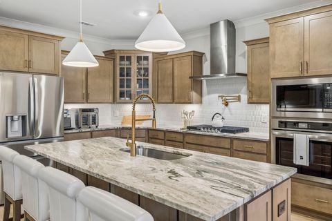 837 Odell Dr White House TN 37188