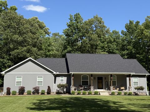 1962 Safe Haven Cir Estill Springs TN 37330