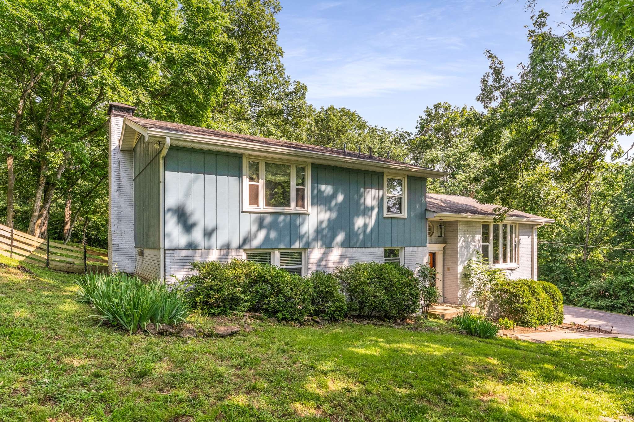 6473 Fleetwood Dr