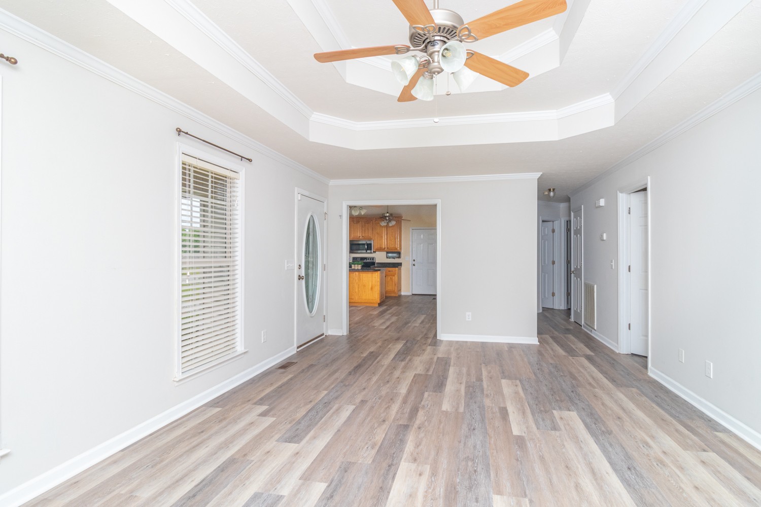 Photo 6 of 26 of 17 Aspen Hills Dr house