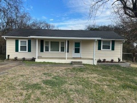 607 Center St Madison TN 37115