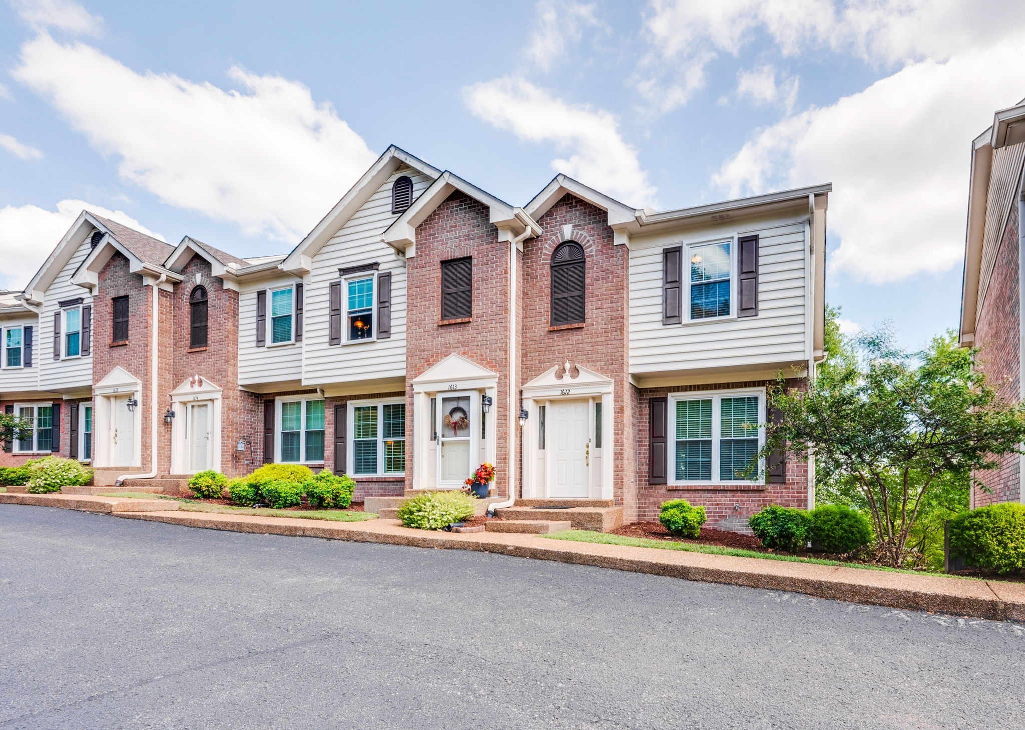 1612 Brentwood Pointe, Franklin TN 37067 3-bed condo, photo 2 of 30