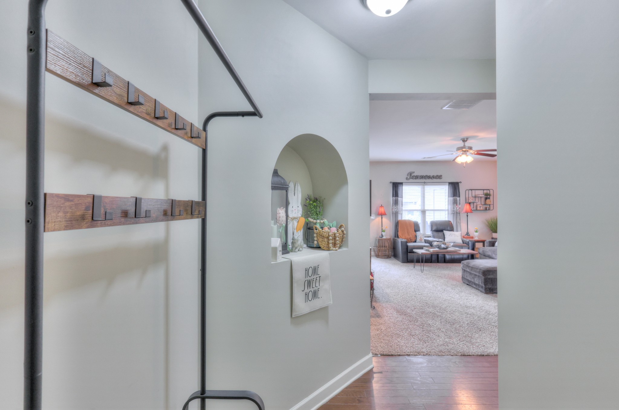 5449 Perlou Ln