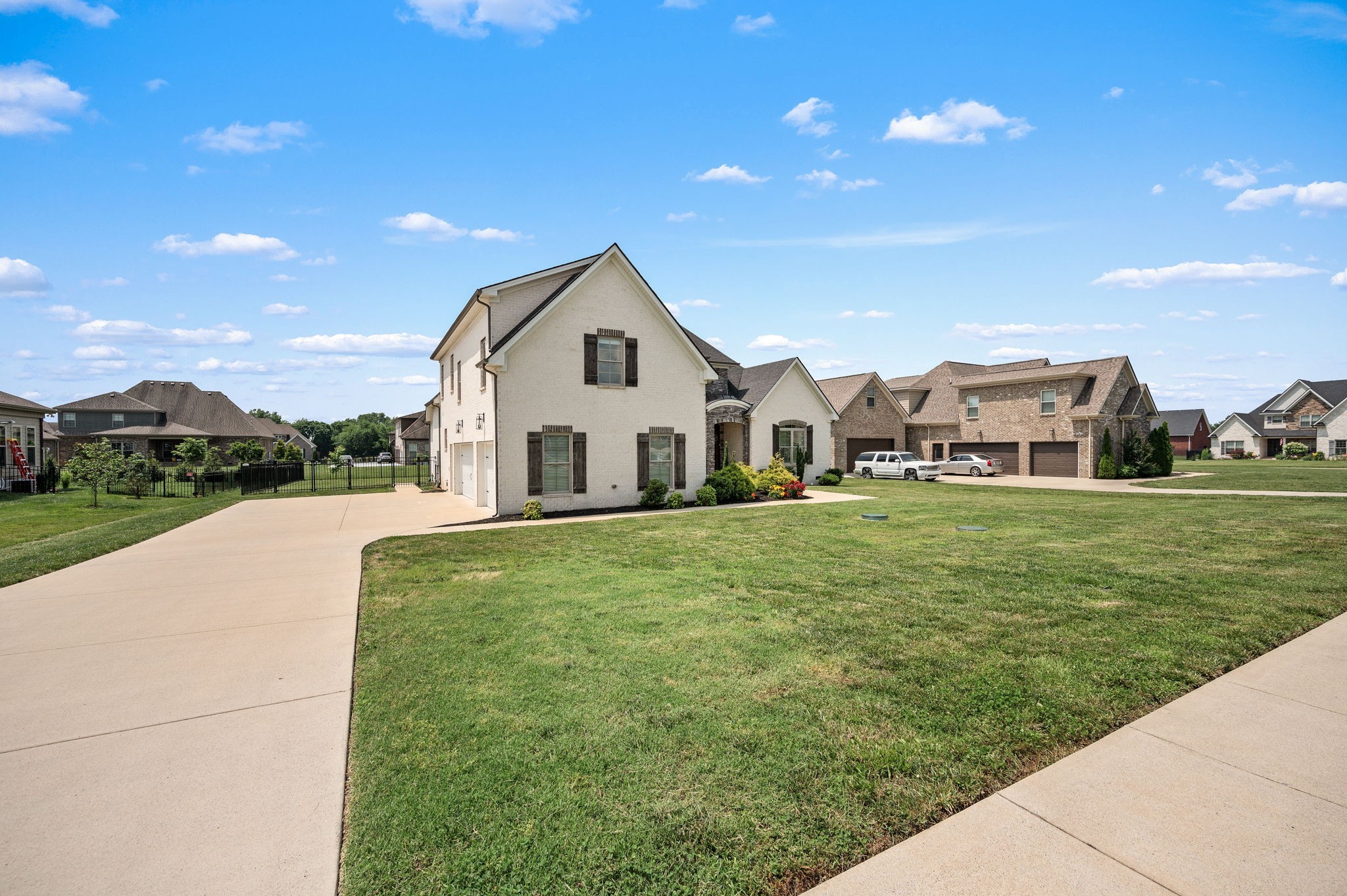 193 Knoxleigh Way