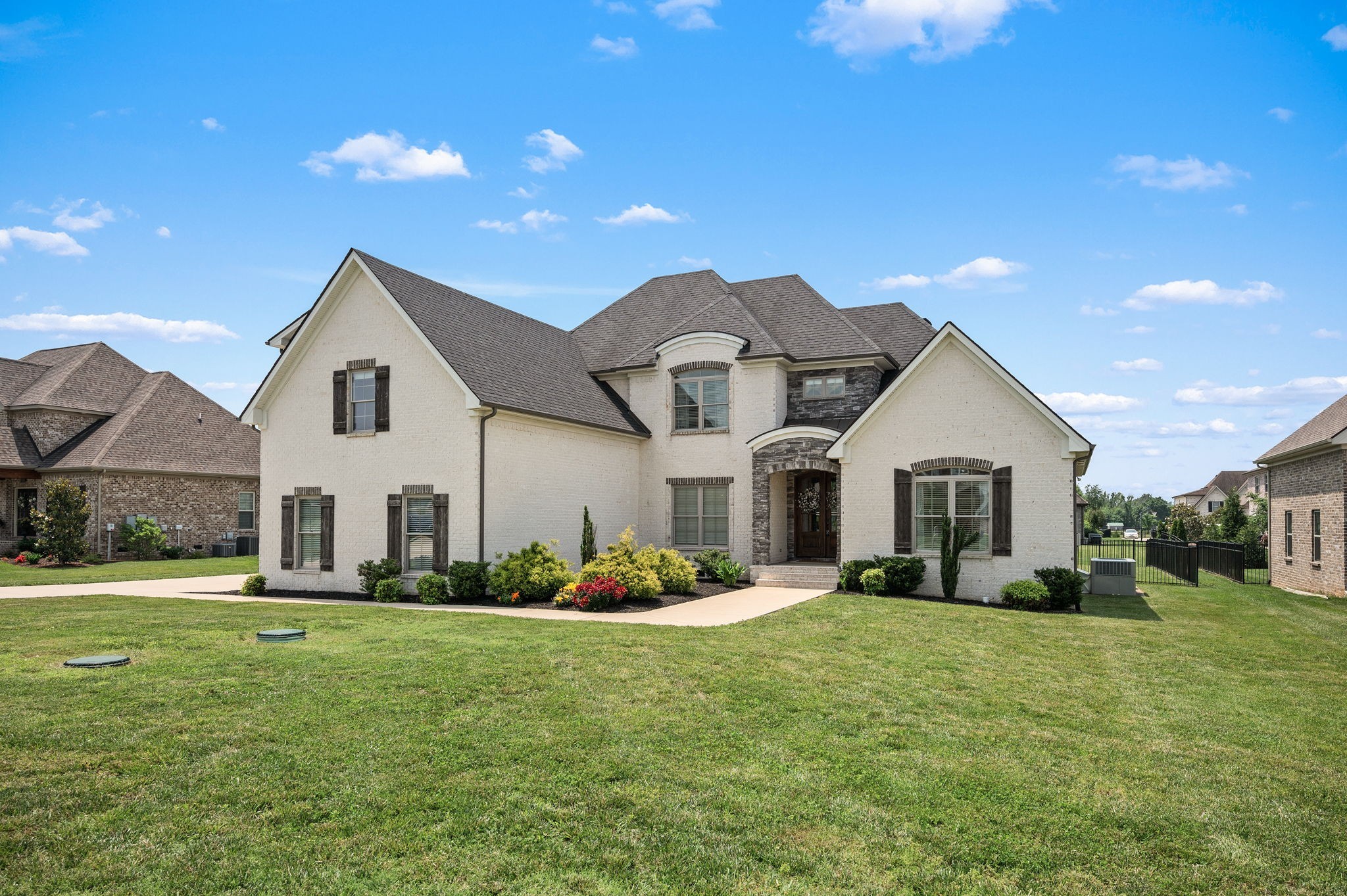 193 Knoxleigh Way
