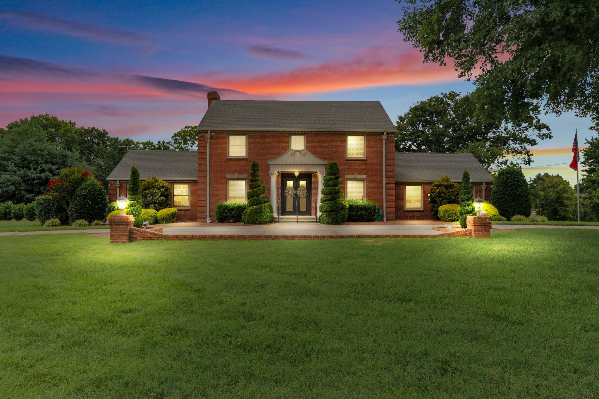 207 Kennett Rd