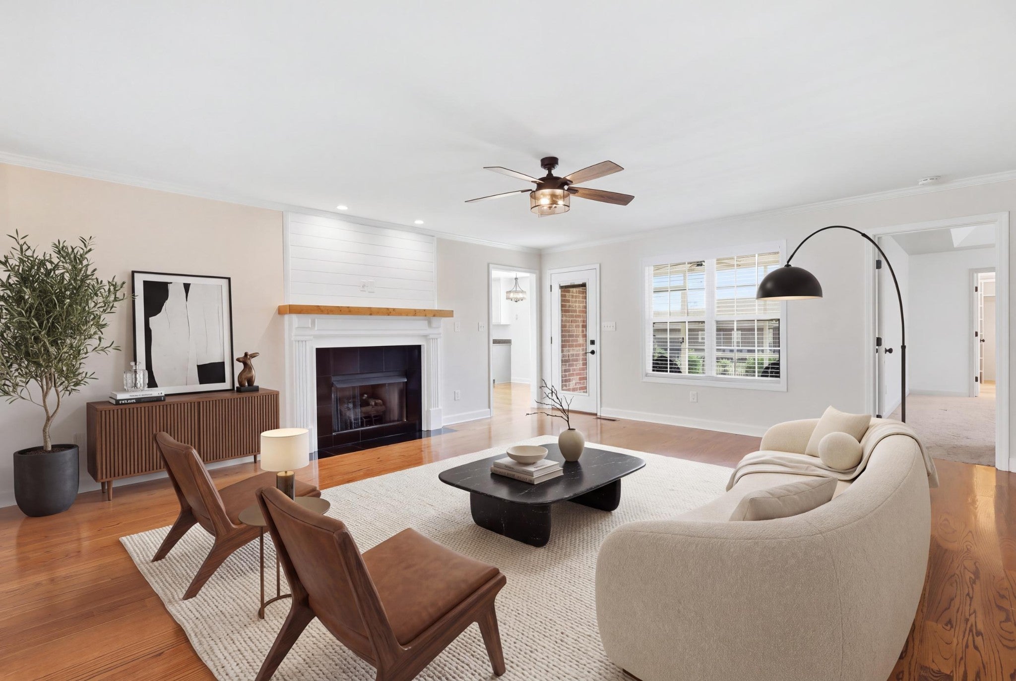 247 Walbrook Dr