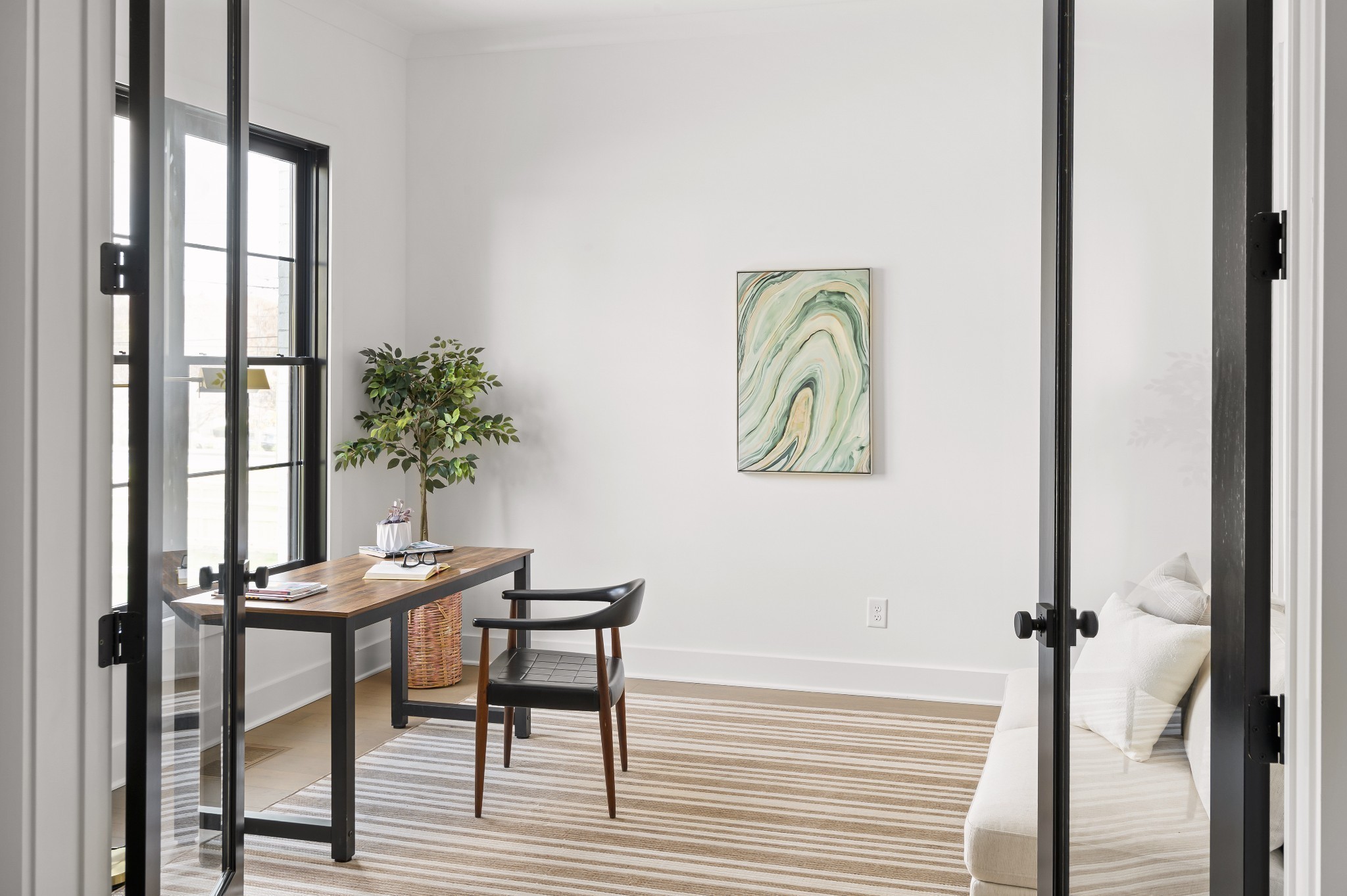 1601 S Observatory Dr C