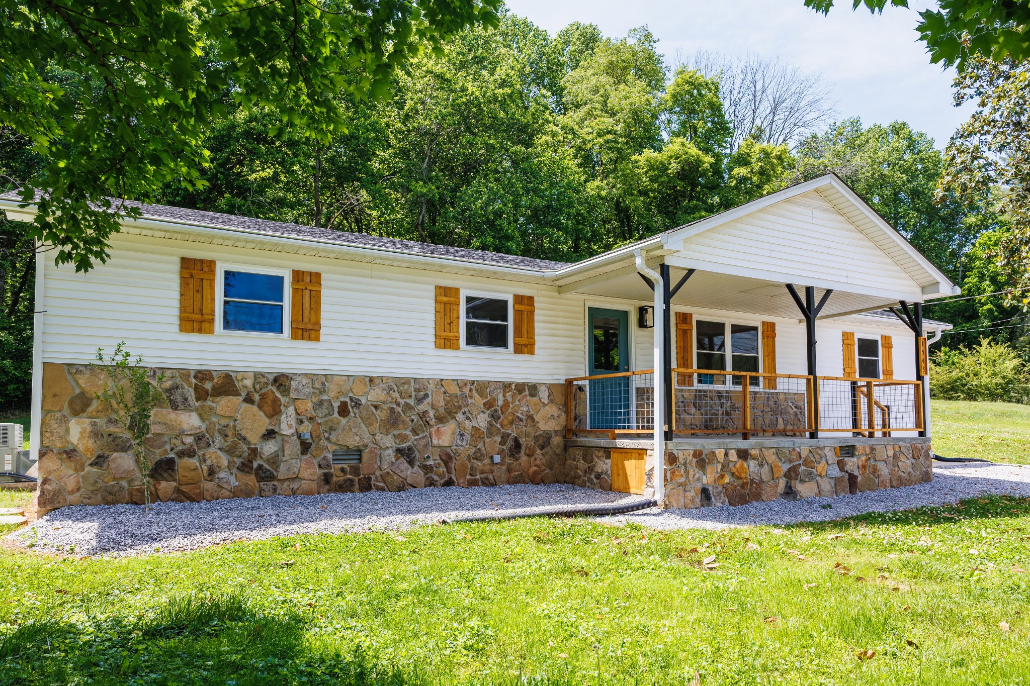 4543 S Creek Rd