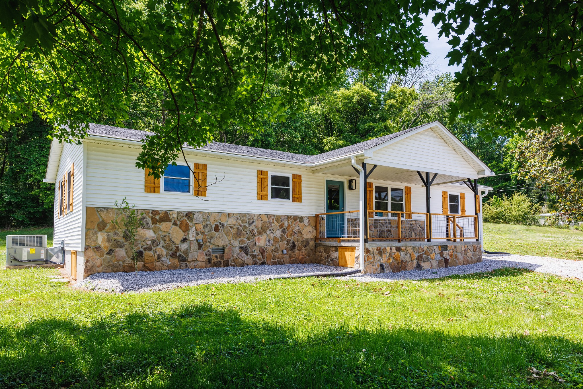 4543 S Creek Rd